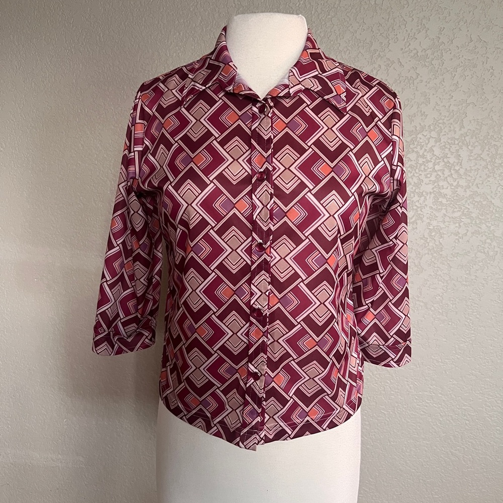 3/4 Sleave button up funky pattern SzL